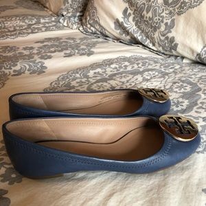 Tory Burch Reva size 5